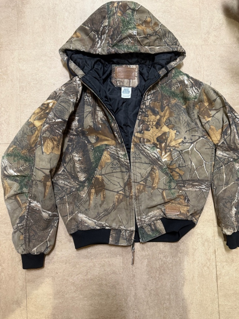 Schmidt Camo Hooded Jacket 
-Men’s Medium